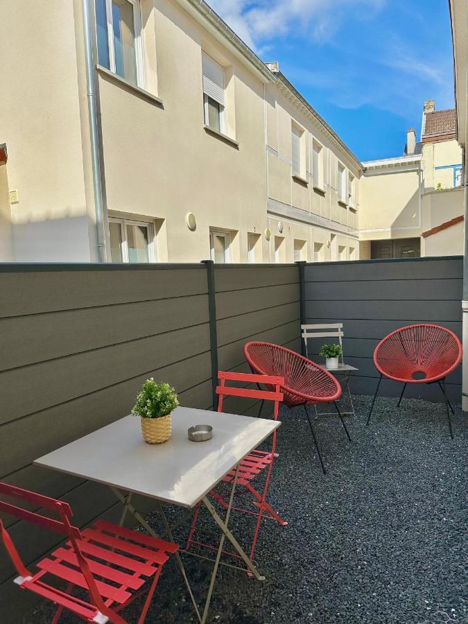 Le Sacre - Centre - Cour Privative - Parking Apartman Reims Kültér fotó